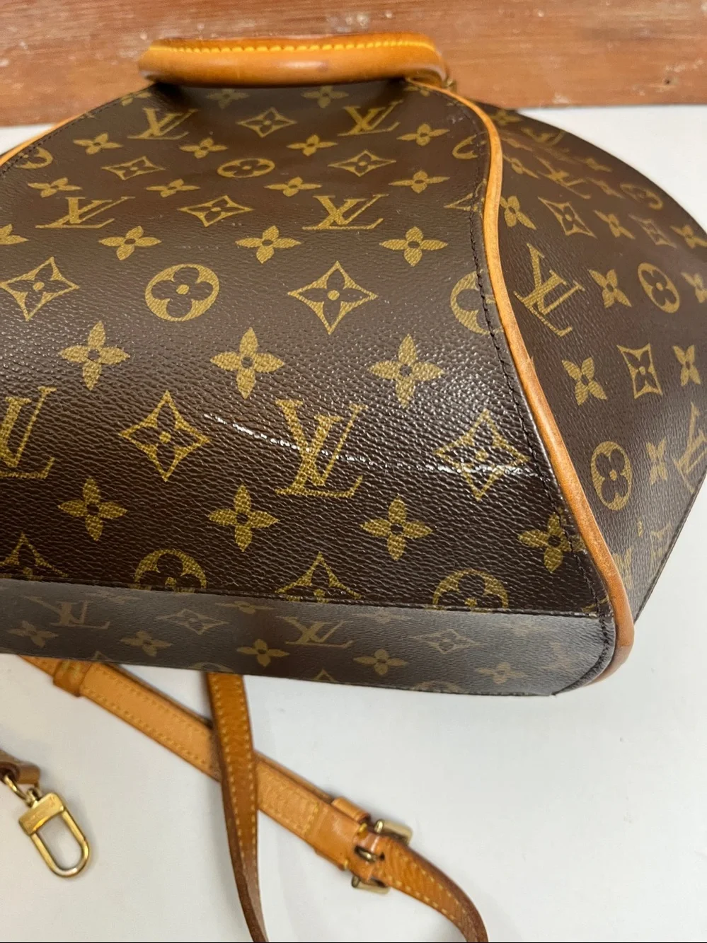 Louis Vuitton Brown Monogram Alma PM Satchel - Brown/Gold Hardware